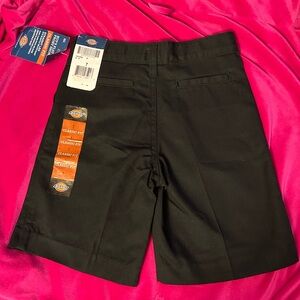 Dickies boy shorts size 7